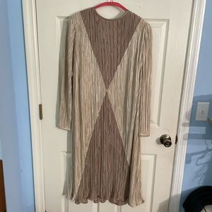 Vintage Neiman Marcus Accordian Pleated Dress Women’s 16 Tan Brown Ruffle HTF!